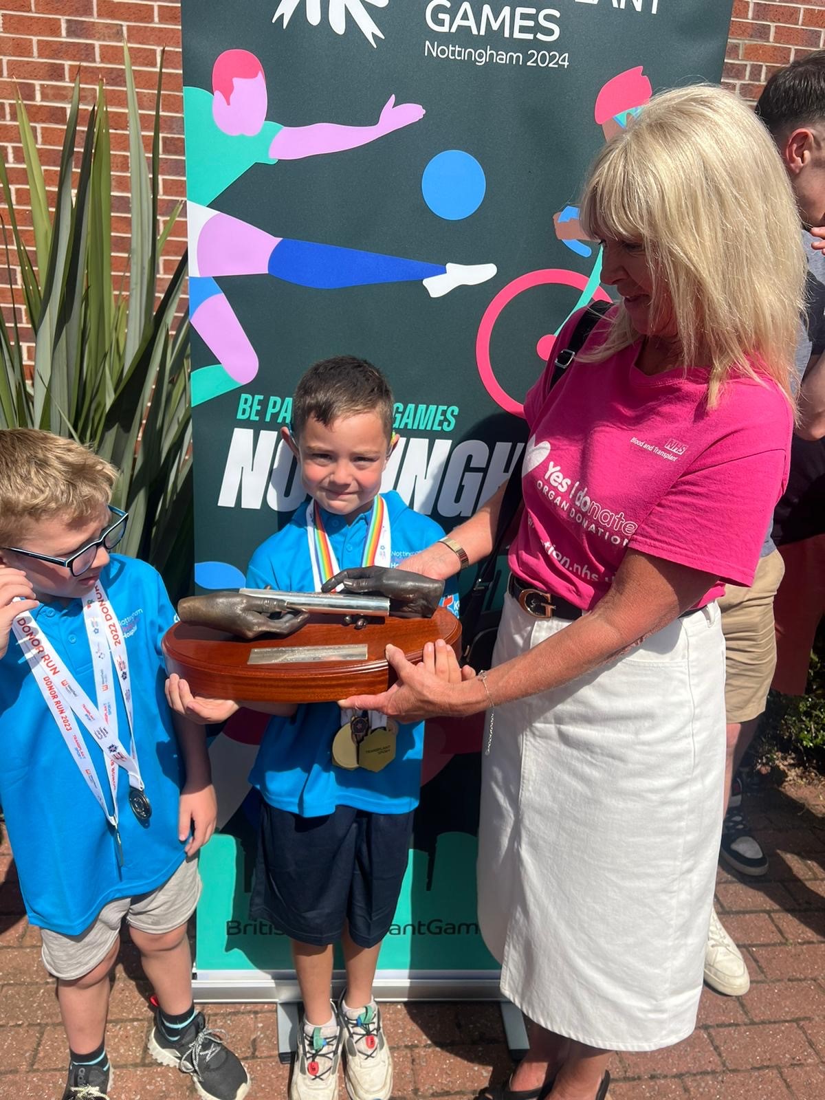 Baton relay with baton
